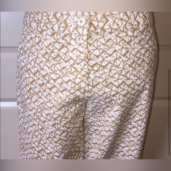 NWOT. Michael Kors tan and white skinny ankle jeans. Size 4. - Picture 4 of 7